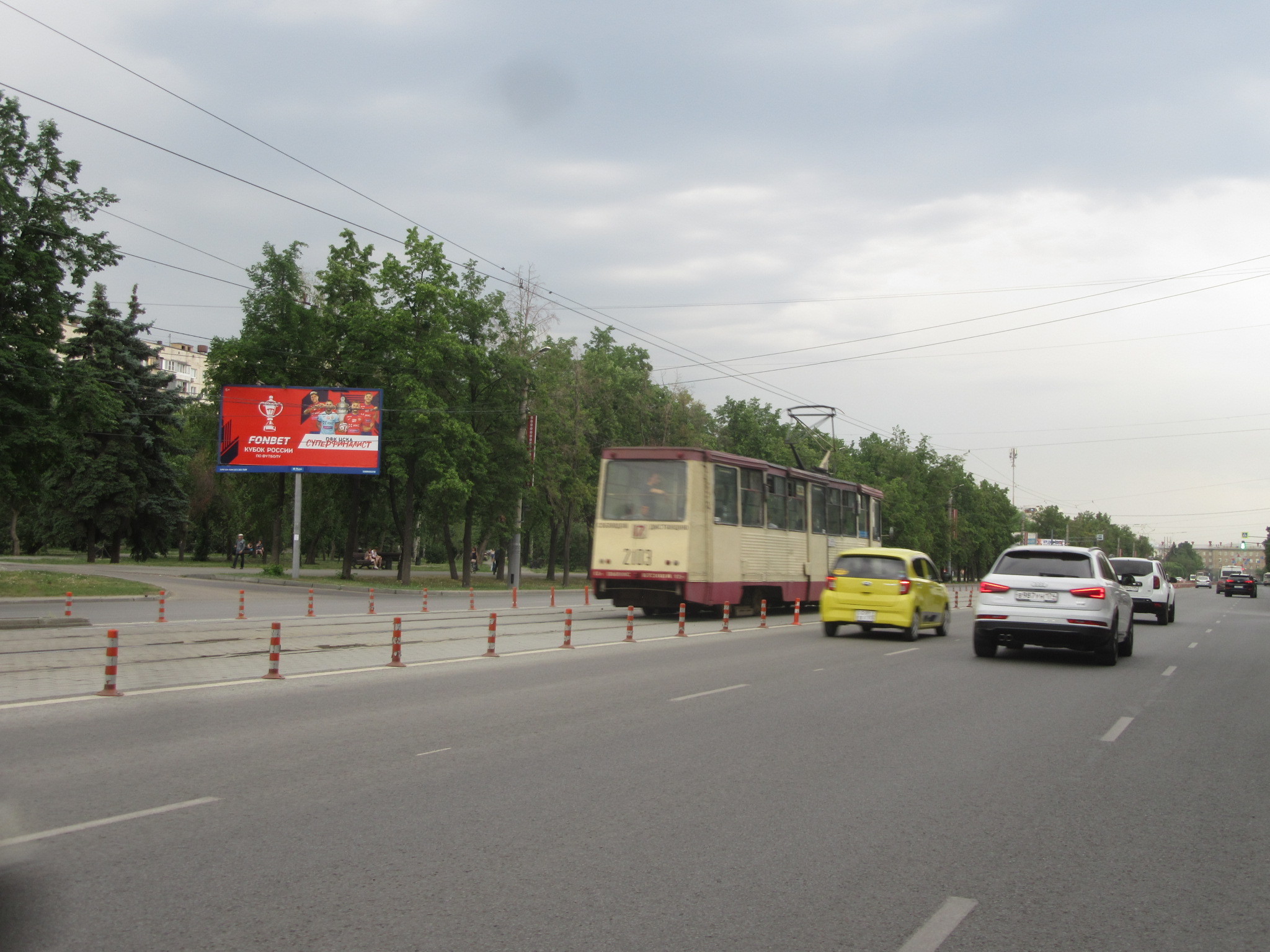 Реклама 3x6 по адресу Кирова ул. / Братьев Кашириных ул.(Цирк)