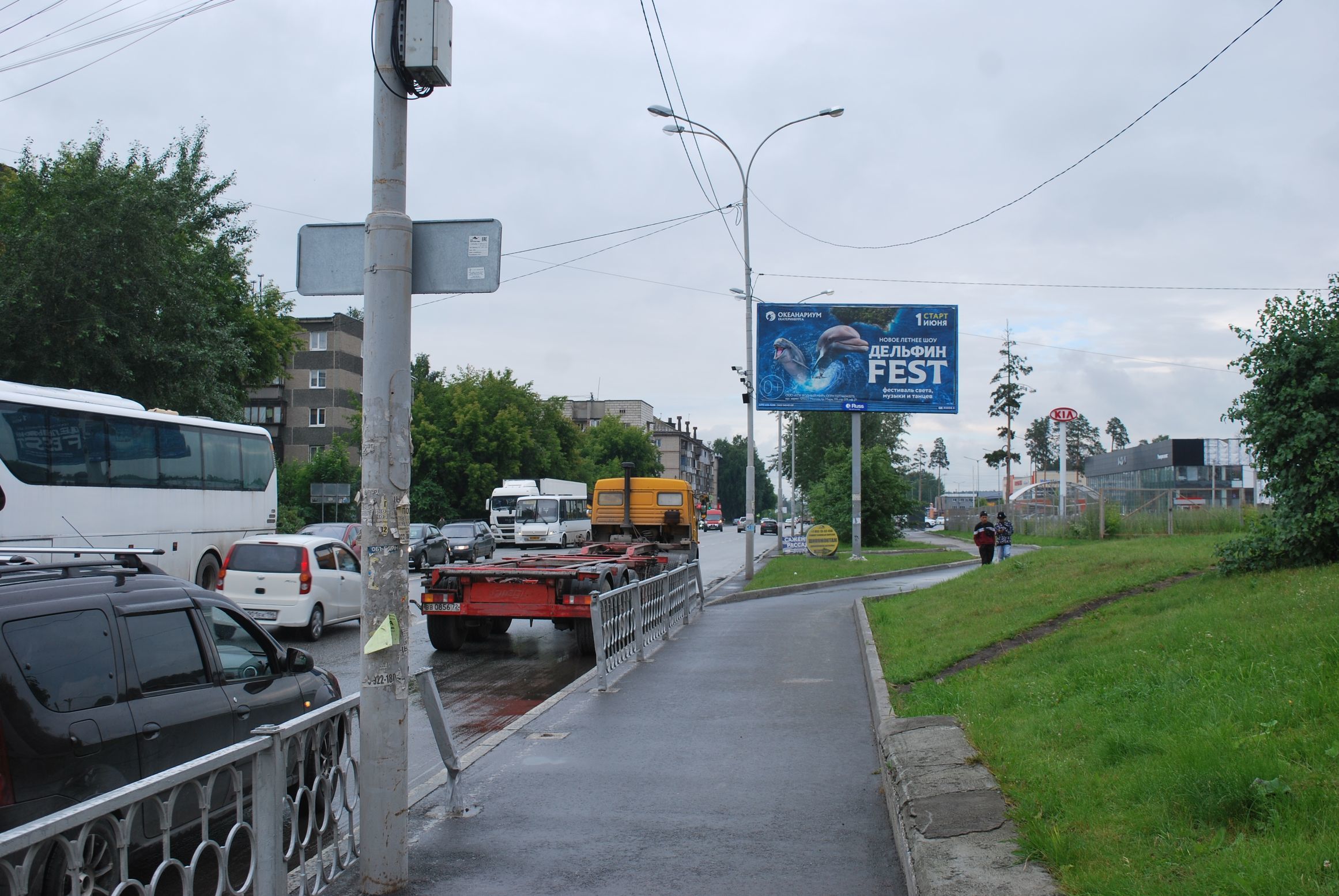 Реклама 3x6 по адресу Расточная ул.  34 - Билимбаевская ул., спорт-комп. "Локомотив", автоцентр "Асмото Geely"