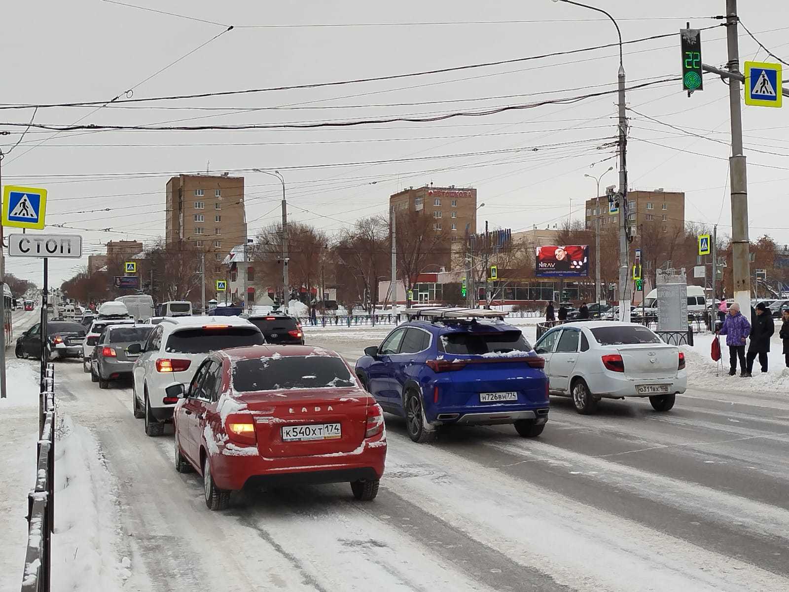 Реклама 3x6 по адресу Карла Маркса пр-т/ Грязнова ул., 28 ( к/т «Современник»)
