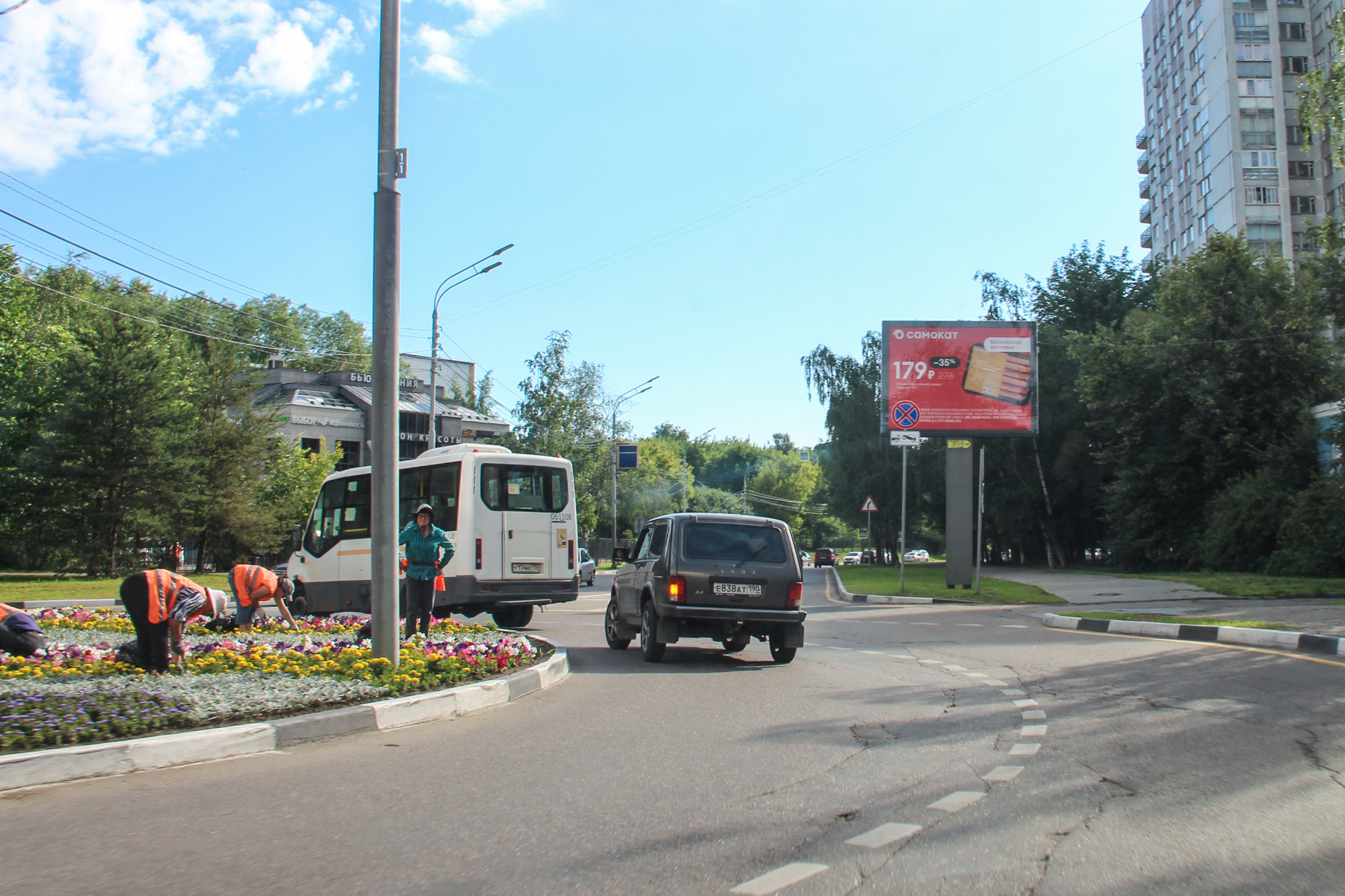 Реклама 2.7x3.7 по адресу д. 36Б по ул. Маршала Жукова, 00км 200м, справа от Красногорского шоссе