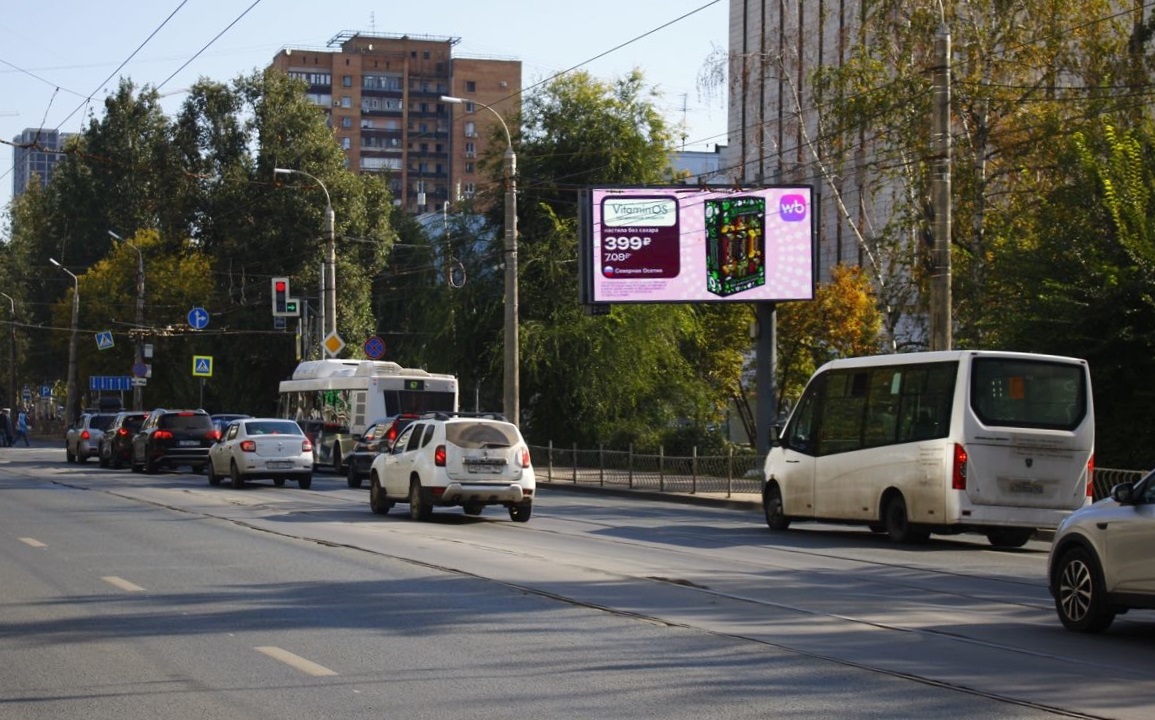 Реклама 3x6 по адресу Мичурина ул.  11, (светофор)