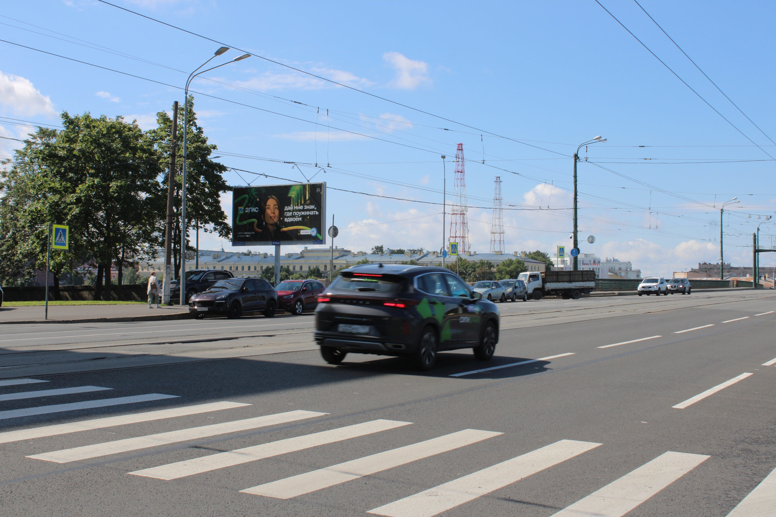 Реклама 3x6 по адресу Гренадерская ул. / Выборгская наб. 29, напротив (въезд на мост)