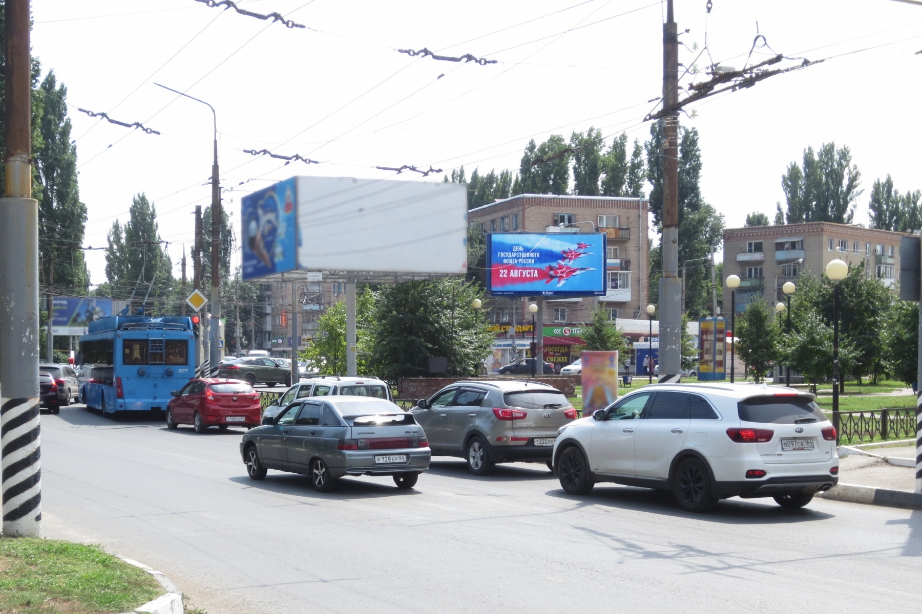 Реклама 3x6 по адресу Энгельс, Строителей ул. / Энгельса ул. (Строймаркет)