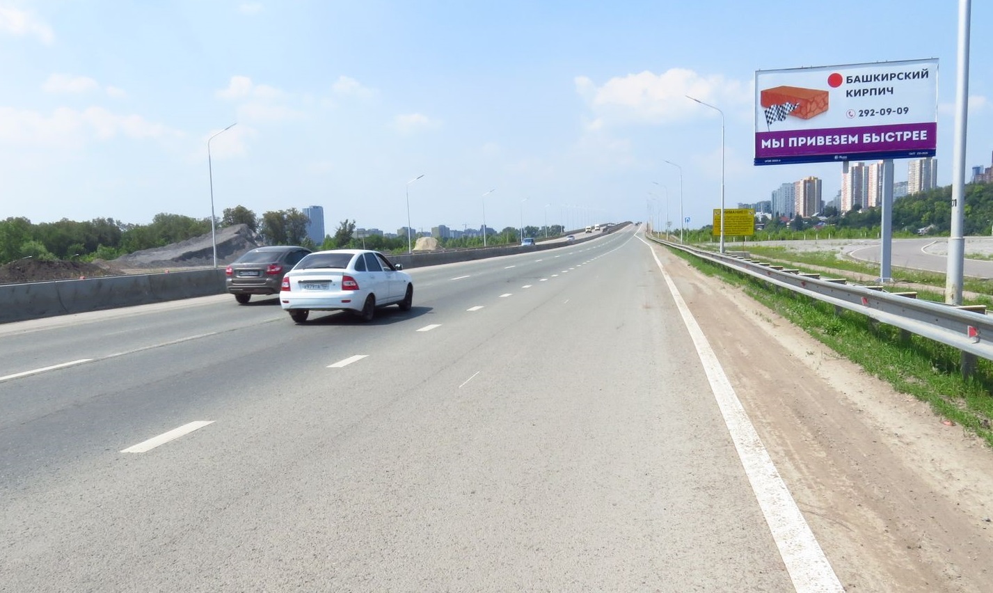 Реклама 3x6 по адресу  автодорога Уфа-Нагаево, направление Нагаево-Уфа, перед мостом через р.Уфа, между э/п №№5,6