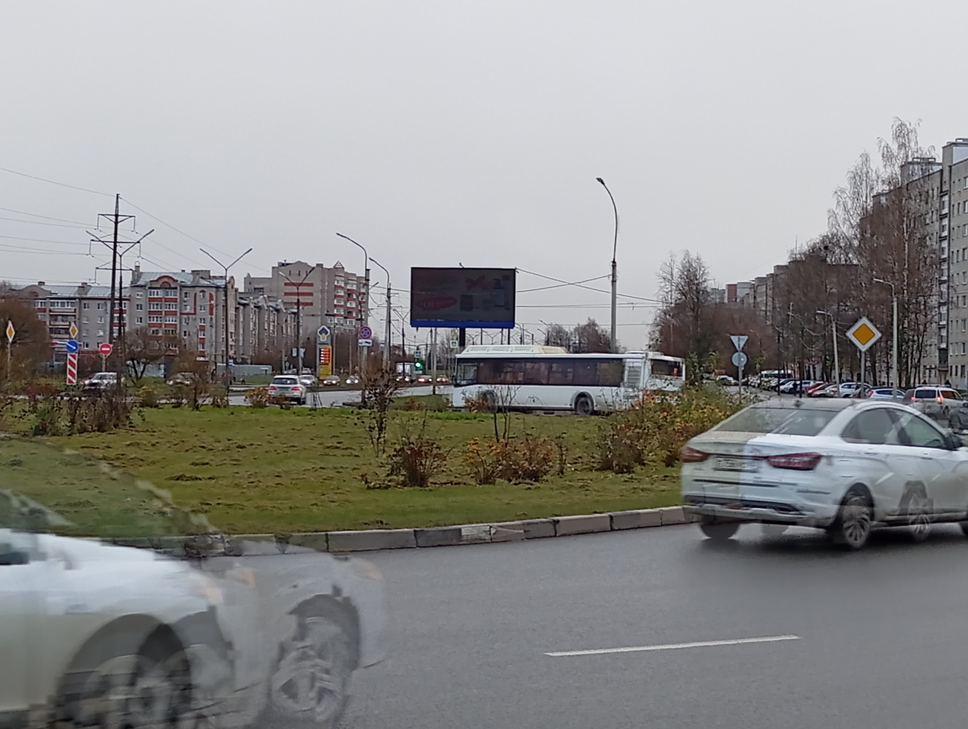Реклама 3x6 по адресу Державина ул., съезд с ул. Большая Московская, круговое движение