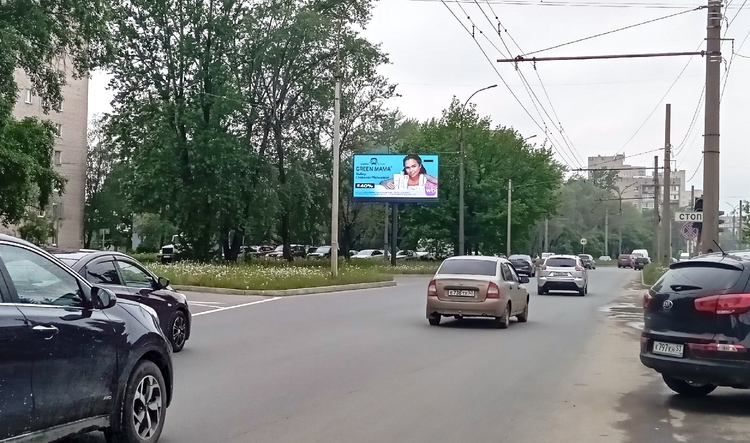 Реклама 3x6 по адресу Александра Корсунова проспект  24, (светофор)