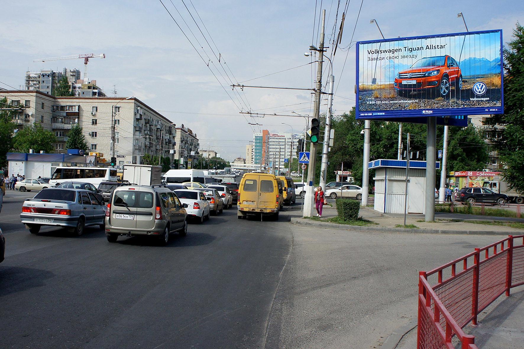 Реклама 3x6 по адресу Ленина пр-т / 7-ая Гвардейская ул. (призма)