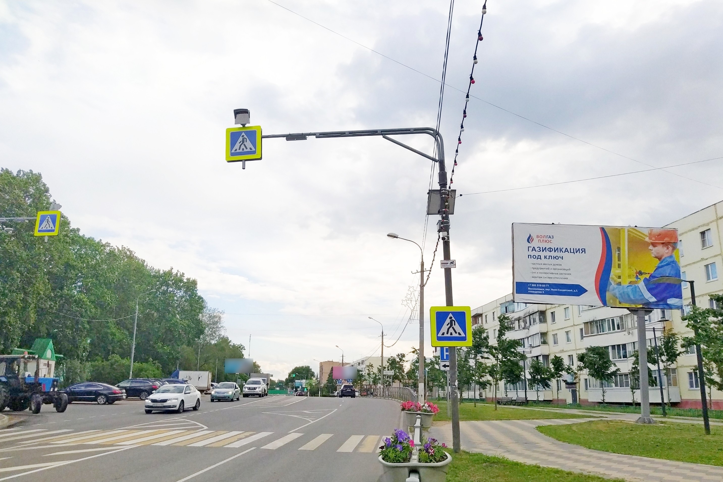 Реклама 3x6 по адресу ул. Ново-Солдатская, около д.10, слева